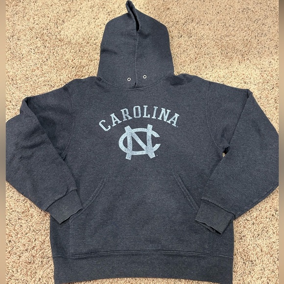 University of North Carolina Hoodie - Picture 1 of 3